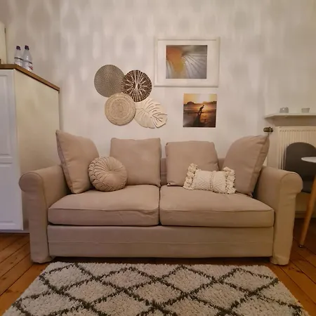 Apartmán Away From Stylish Netflix Kitchen